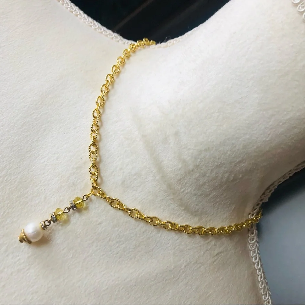 Hand crafted genuine pearl pendant textured chain link necklace